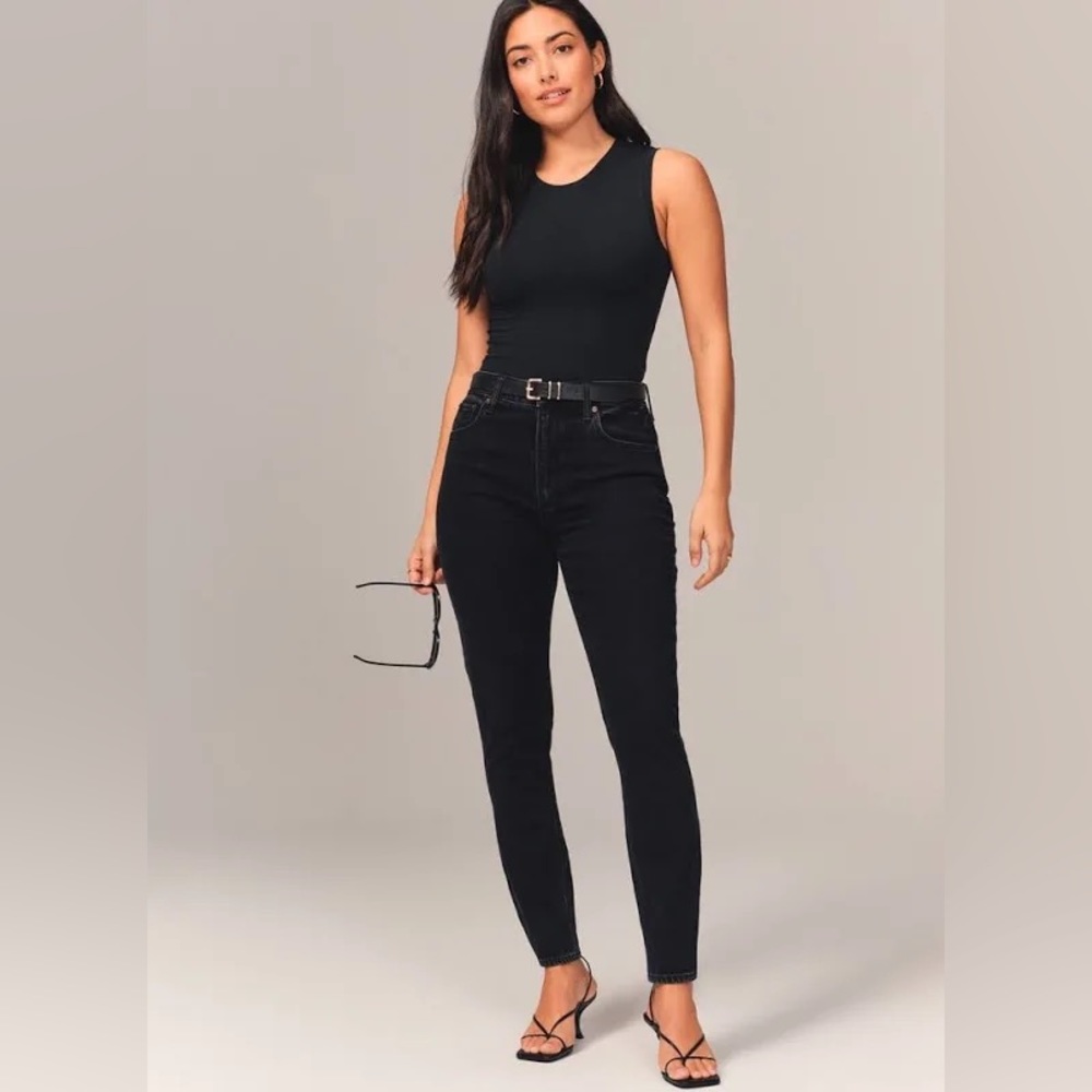 Abercrombie & Fitch High Rise The Skinny Black NWT Sz 25/0R